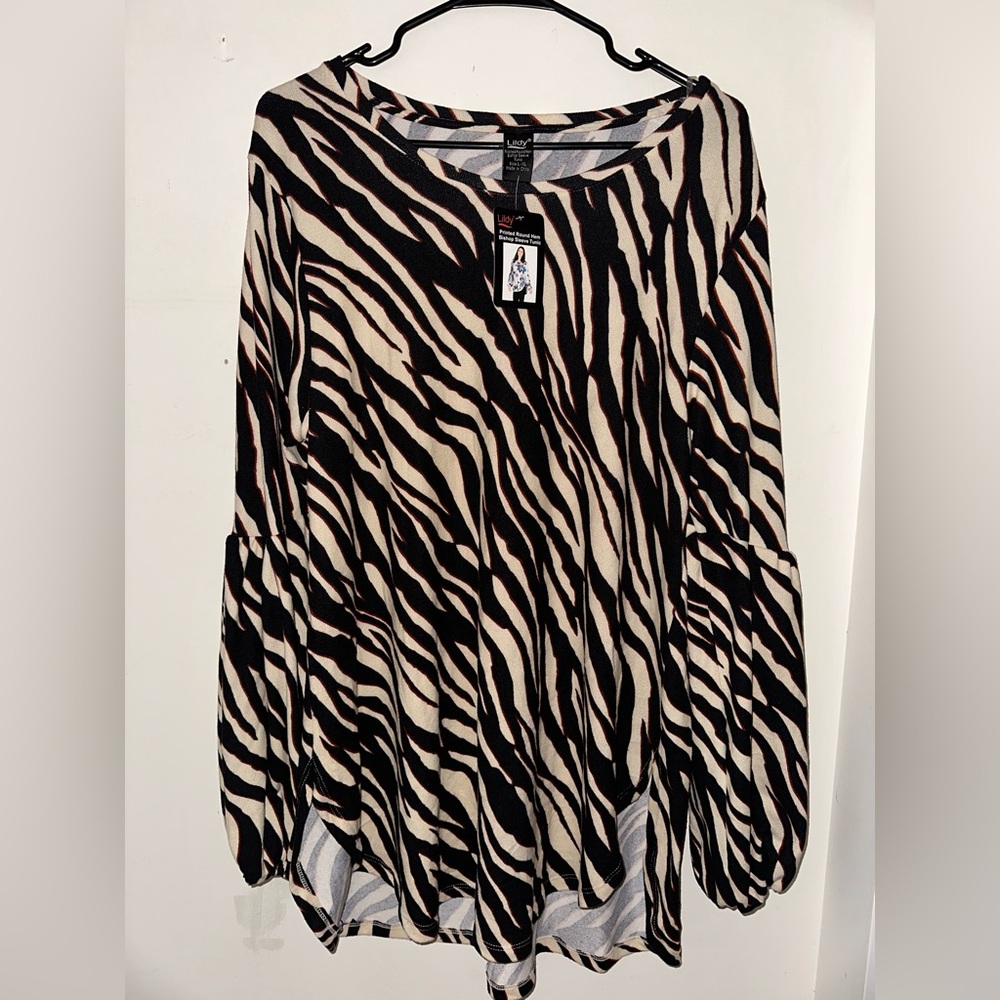 Lildy Printed Round Hem Bishop Sleeve Tunic Sz L-XL‎ NWT
